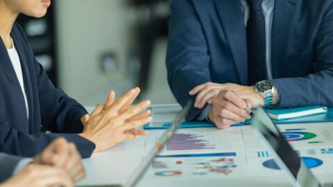 なぜ金融機関は急ぐのか？｢フロンティアAI･量子･コーディングAI｣時代の”中期経営計画＆来期予算策定”4つの視点 | ビジネス | 東洋経済オンライン