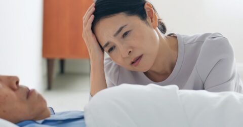 再婚妻を「義母の介護要員」にした夫が背負った“大きすぎる代償” – “残念サラリーマン”のお金相談所