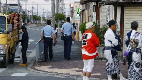 ｢青信号でも進めない｣だんじり2人死亡で噴出《祭りが迷惑》の声､”伝統”で済まない時代に何を受け継ぎ､何を変えられるのか | ビジネス | 東洋経済オンライン